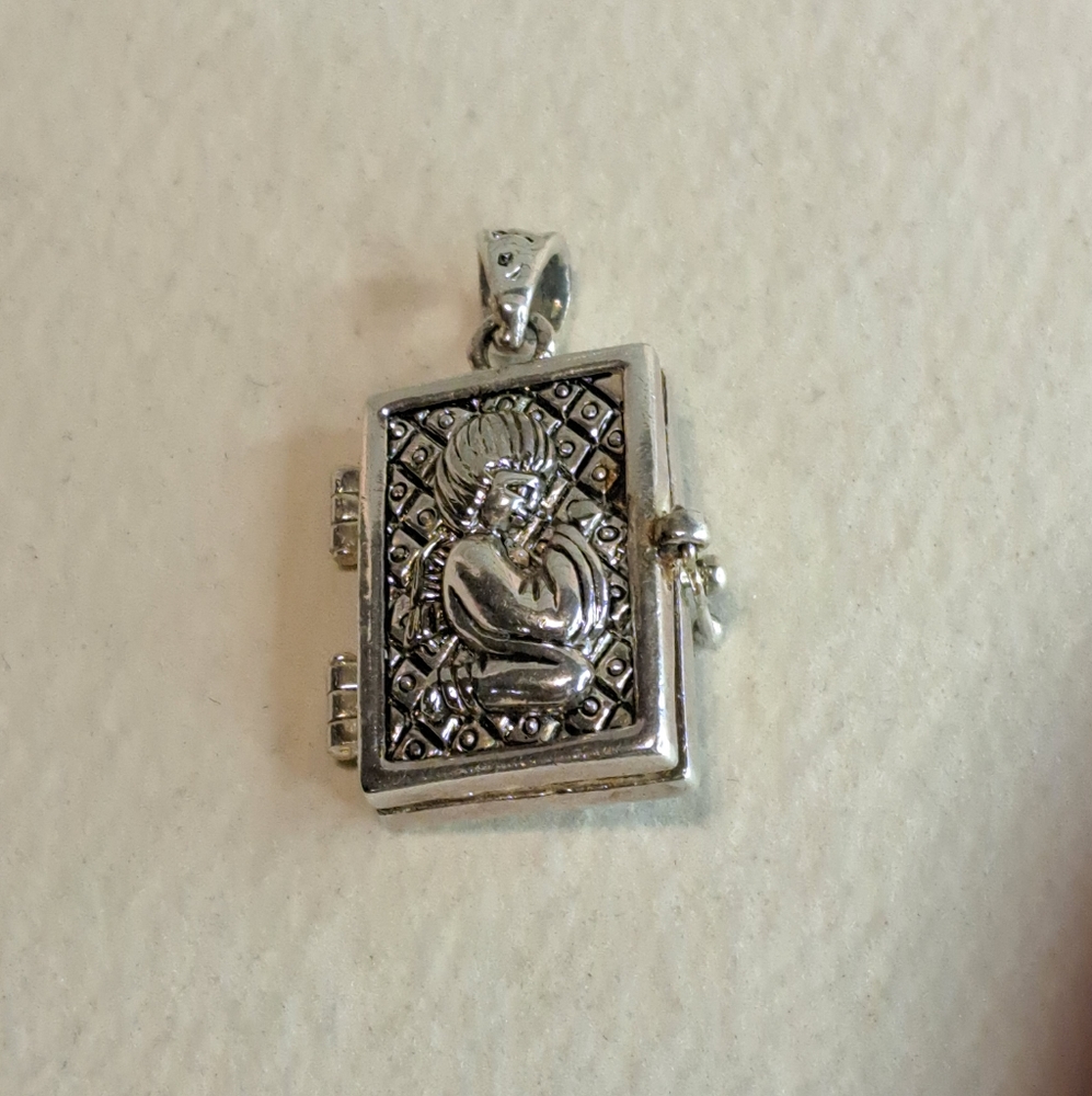 Vtg Silver Tone Angel Prayer Locket Pendant